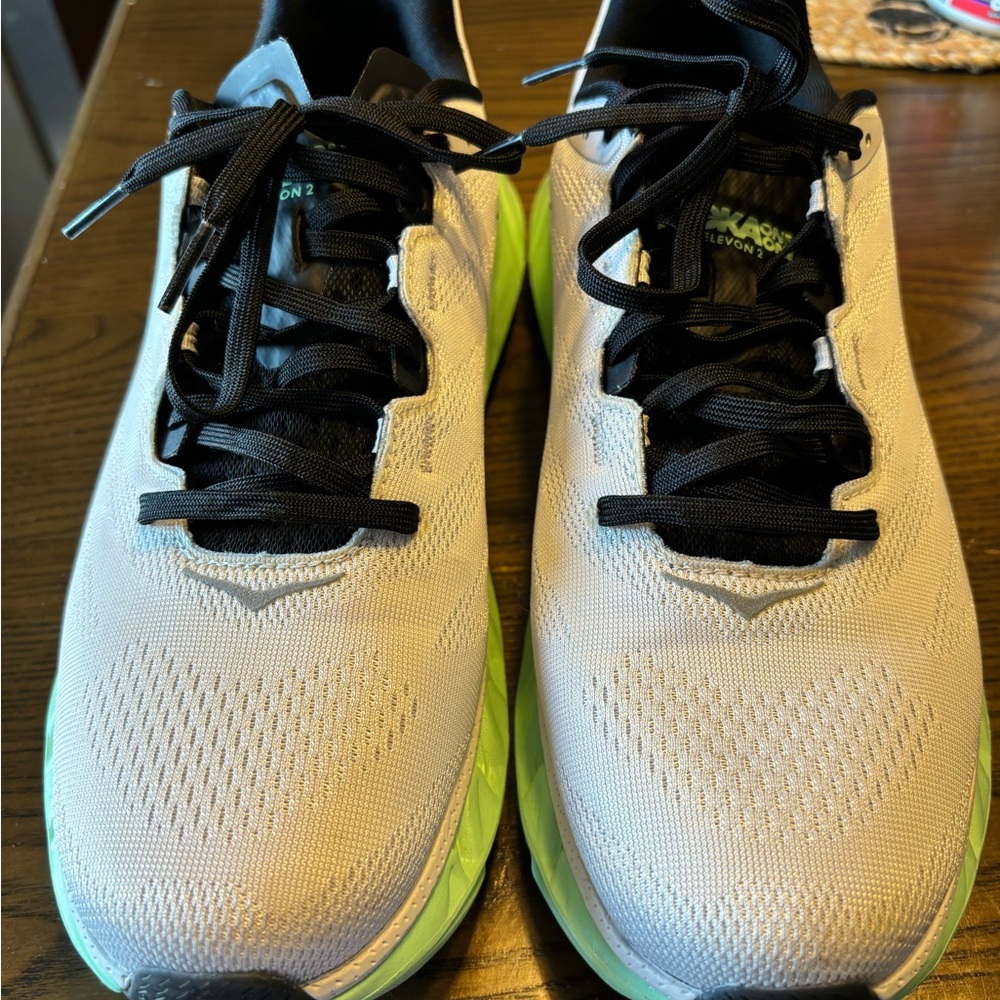 Men’s Hoka Elevon size 10.5